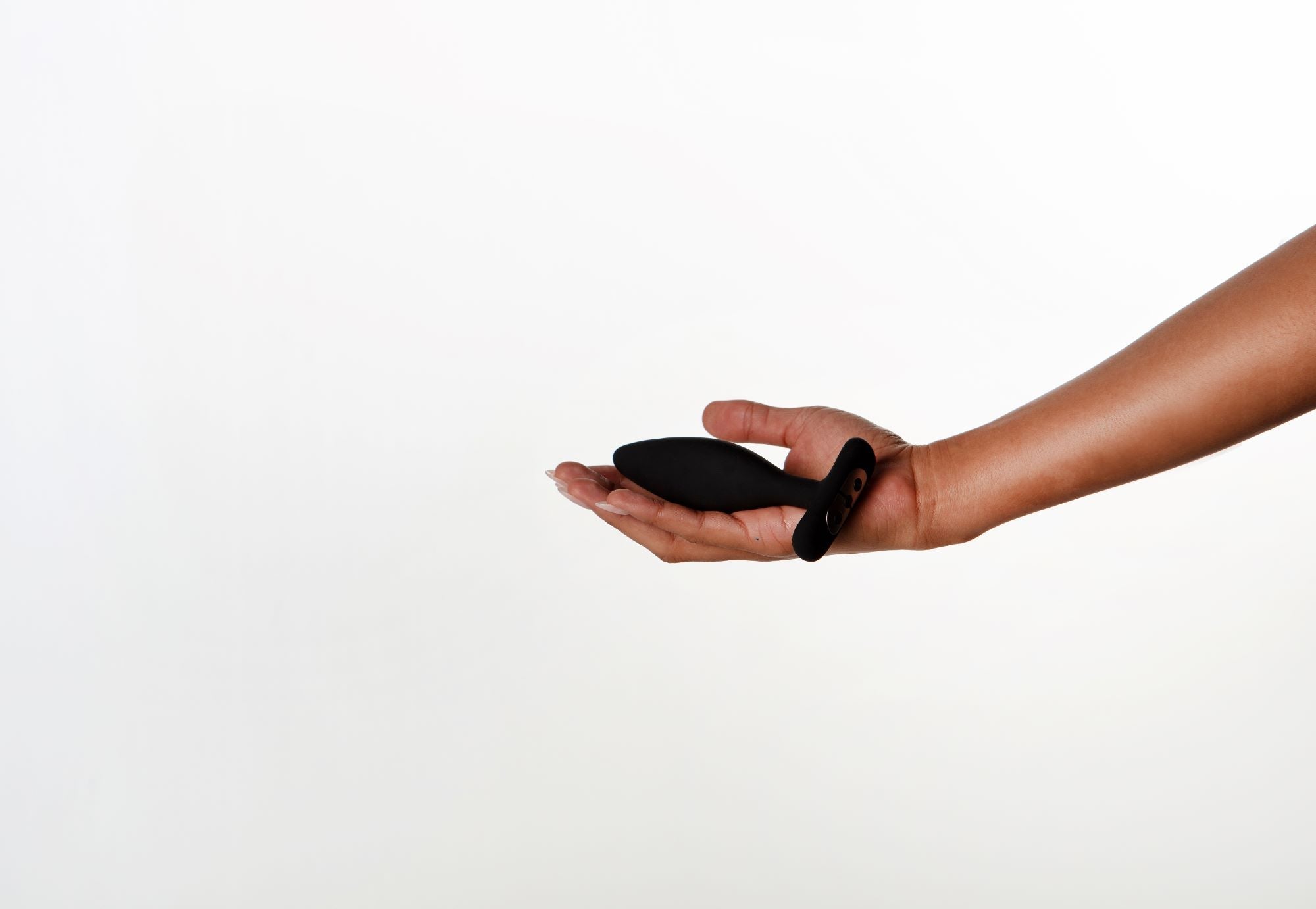 Vesta Vibrating Butt Plug - Beginner