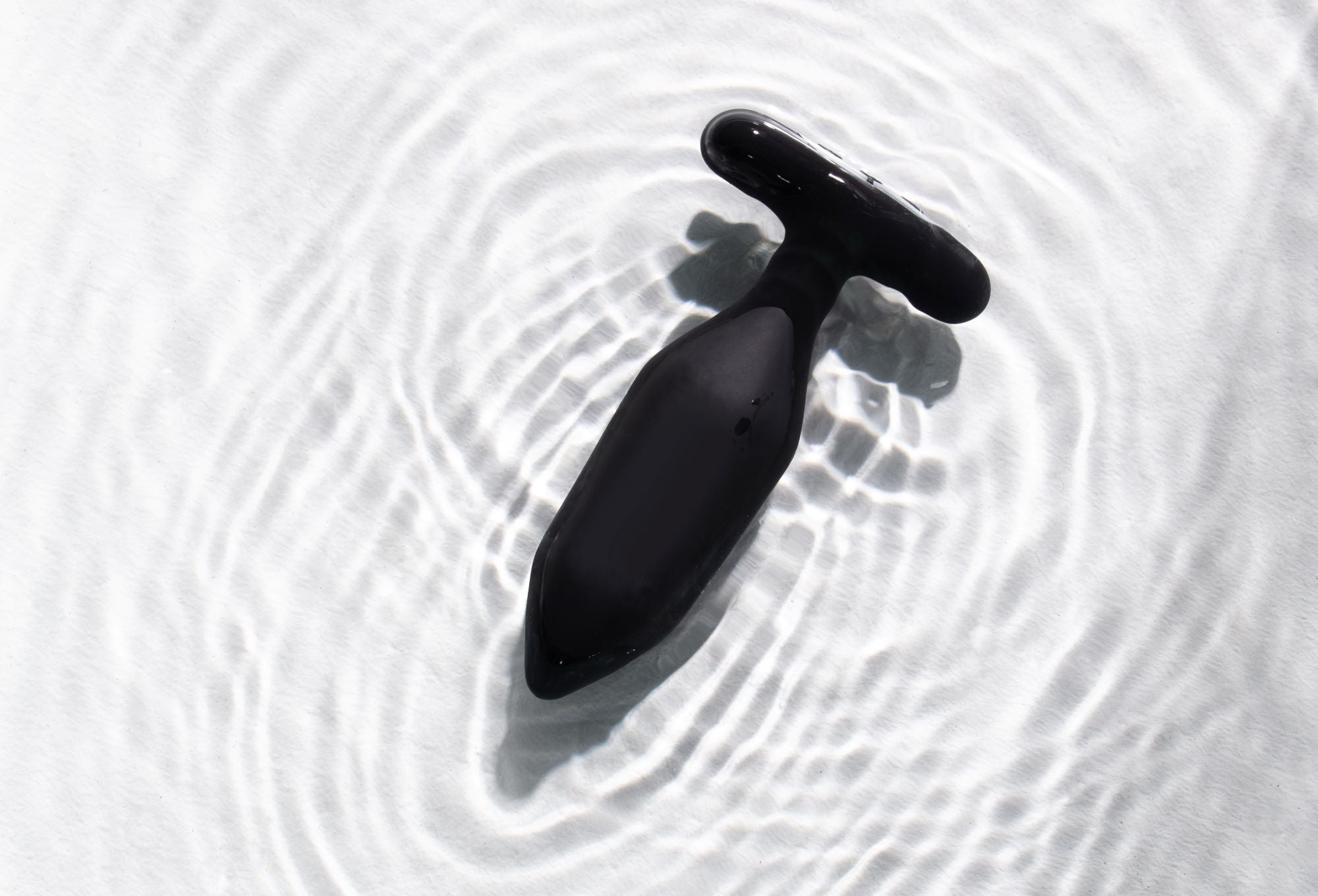 Onyx Vibrating Butt Plug - Advanced